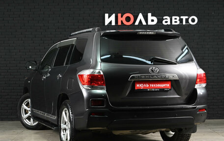 Toyota Highlander III, 2012 год, 1 850 000 рублей, 5 фотография