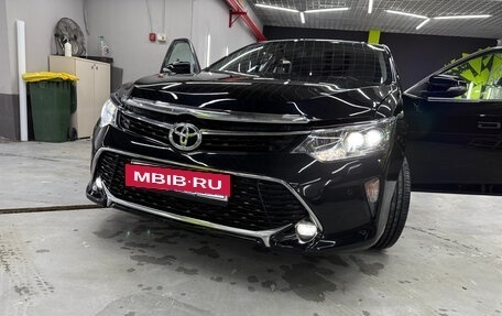 Toyota Camry, 2015 год, 2 050 000 рублей, 3 фотография