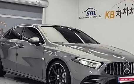 Mercedes-Benz A-Класс, 2022 год, 2 600 000 рублей, 2 фотография