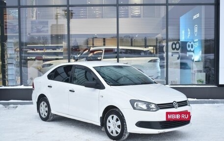 Volkswagen Polo VI (EU Market), 2013 год, 680 000 рублей, 3 фотография