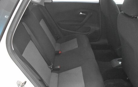 Volkswagen Polo VI (EU Market), 2013 год, 680 000 рублей, 11 фотография