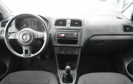 Volkswagen Polo VI (EU Market), 2013 год, 680 000 рублей, 12 фотография