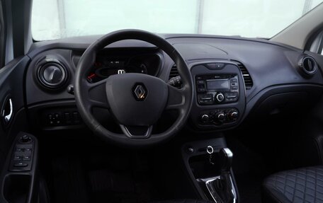 Renault Kaptur I рестайлинг, 2017 год, 1 390 000 рублей, 10 фотография