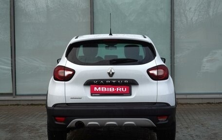 Renault Kaptur I рестайлинг, 2017 год, 1 390 000 рублей, 4 фотография