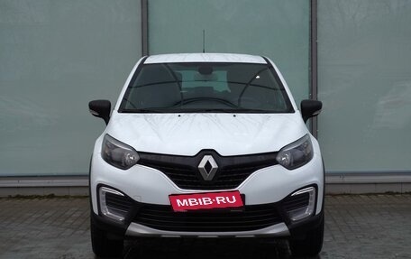 Renault Kaptur I рестайлинг, 2017 год, 1 390 000 рублей, 3 фотография