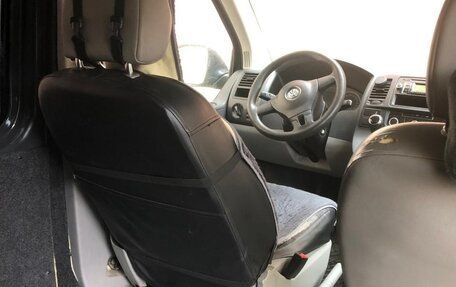 Volkswagen Transporter T5 рестайлинг, 2012 год, 1 450 000 рублей, 10 фотография