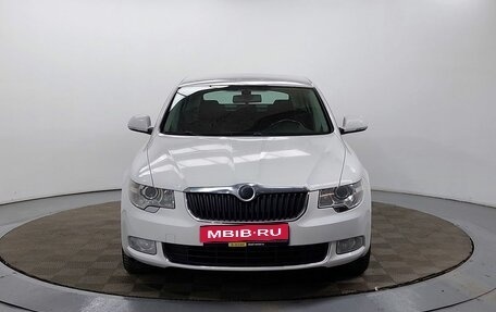 Skoda Superb III рестайлинг, 2011 год, 999 000 рублей, 2 фотография