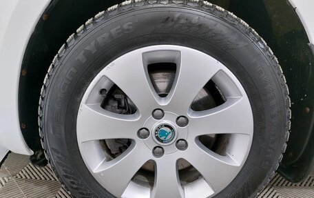 Skoda Superb III рестайлинг, 2011 год, 999 000 рублей, 18 фотография