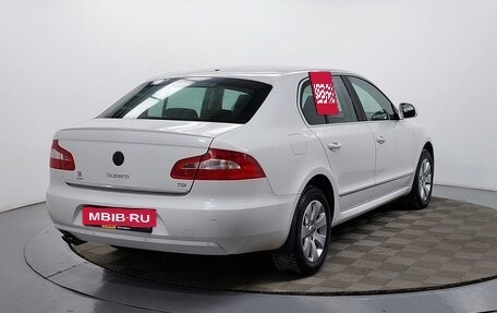 Skoda Superb III рестайлинг, 2011 год, 999 000 рублей, 5 фотография
