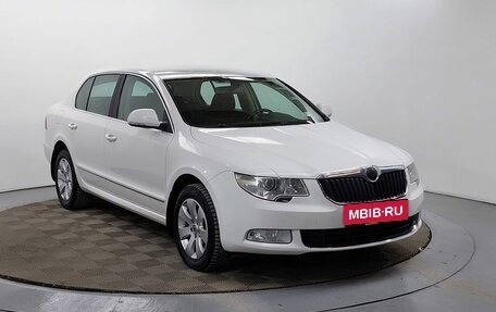 Skoda Superb III рестайлинг, 2011 год, 999 000 рублей, 3 фотография
