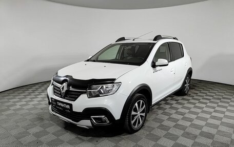 Renault Sandero II рестайлинг, 2021 год, 989 000 рублей, 1 фотография