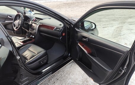 Toyota Camry, 2014 год, 1 750 000 рублей, 12 фотография