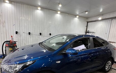 Hyundai Solaris II рестайлинг, 2021 год, 1 680 000 рублей, 1 фотография