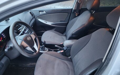 Hyundai Solaris II рестайлинг, 2012 год, 519 000 рублей, 10 фотография