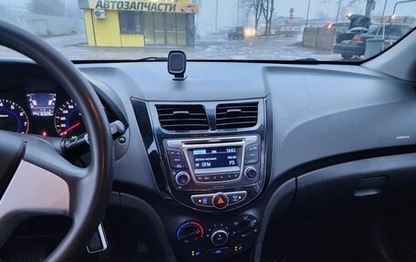 Hyundai Solaris II рестайлинг, 2012 год, 519 000 рублей, 6 фотография