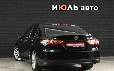 Toyota Camry, 2018 год, 2 850 000 рублей, 5 фотография
