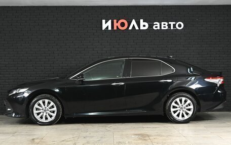 Toyota Camry, 2018 год, 2 850 000 рублей, 9 фотография