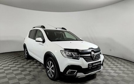 Renault Sandero II рестайлинг, 2021 год, 989 000 рублей, 3 фотография