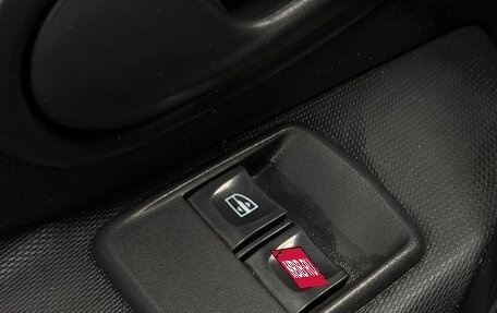 Renault Logan II, 2019 год, 917 000 рублей, 9 фотография