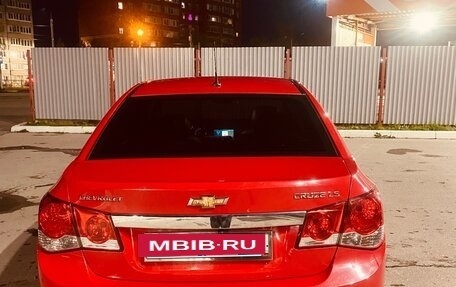 Chevrolet Cruze II, 2012 год, 700 000 рублей, 4 фотография