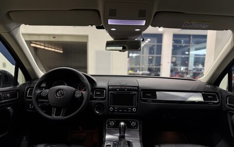 Volkswagen Touareg III, 2015 год, 3 350 000 рублей, 28 фотография