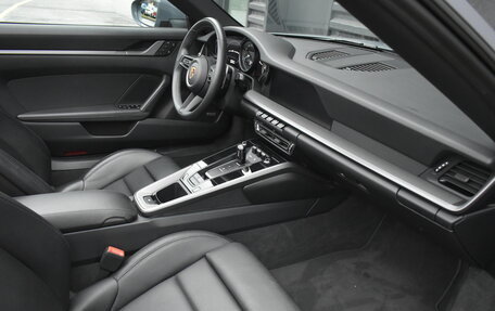 Porsche 911, 2022 год, 15 990 000 рублей, 18 фотография