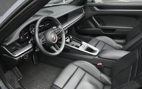 Porsche 911, 2022 год, 15 990 000 рублей, 17 фотография