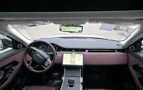 Land Rover Range Rover Evoque II, 2025 год, 6 490 000 рублей, 7 фотография