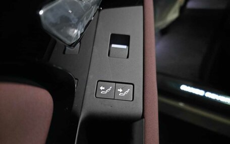 Land Rover Range Rover Evoque II, 2025 год, 6 490 000 рублей, 23 фотография