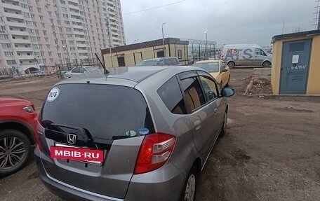 Honda Fit III, 2008 год, 550 000 рублей, 4 фотография