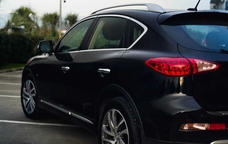 Infiniti QX50 I рестайлинг, 2016 год, 2 340 000 рублей, 11 фотография