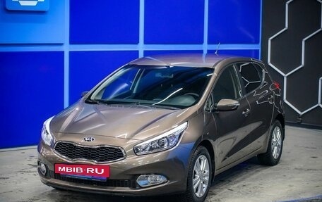 KIA cee'd III, 2013 год, 1 520 000 рублей, 2 фотография