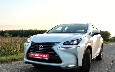 Lexus NX I, 2017 год, 2 700 000 рублей, 6 фотография