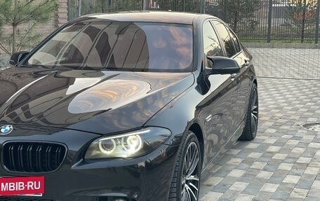 BMW 5 серия, 2014 год, 2 200 000 рублей, 21 фотография