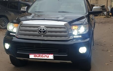 Toyota Sequoia II рестайлинг, 2012 год, 3 800 000 рублей, 1 фотография
