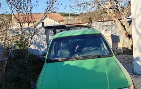 KIA Sportage IV рестайлинг, 2000 год, 410 000 рублей, 1 фотография