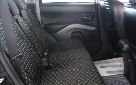 Mitsubishi Outlander III рестайлинг 3, 2008 год, 1 279 000 рублей, 19 фотография