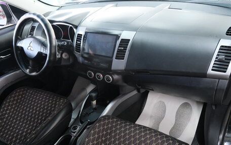 Mitsubishi Outlander III рестайлинг 3, 2008 год, 1 279 000 рублей, 18 фотография