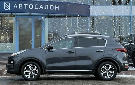 KIA Sportage IV рестайлинг, 2018 год, 2 390 000 рублей, 2 фотография