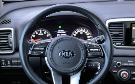 KIA Sportage IV рестайлинг, 2018 год, 2 390 000 рублей, 11 фотография