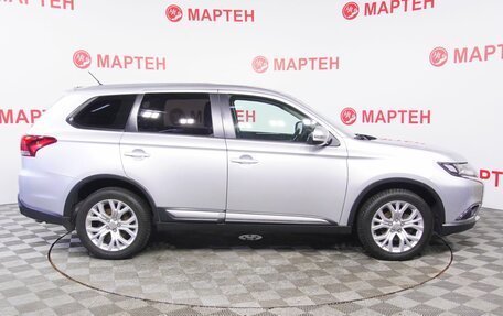 Mitsubishi Outlander III рестайлинг 3, 2015 год, 1 759 000 рублей, 4 фотография