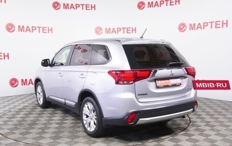 Mitsubishi Outlander III рестайлинг 3, 2015 год, 1 759 000 рублей, 7 фотография