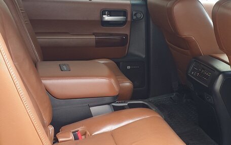 Toyota Sequoia II рестайлинг, 2012 год, 3 800 000 рублей, 6 фотография