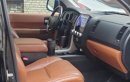 Toyota Sequoia II рестайлинг, 2012 год, 3 800 000 рублей, 7 фотография