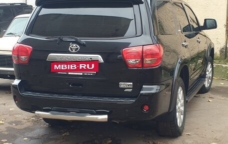 Toyota Sequoia II рестайлинг, 2012 год, 3 800 000 рублей, 2 фотография