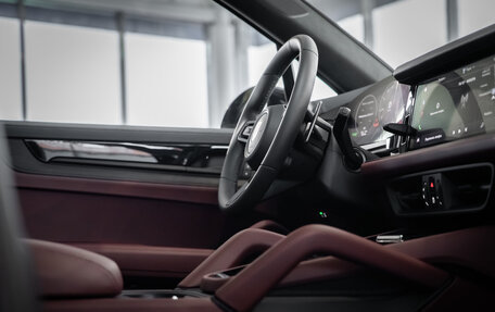 Porsche Cayenne III, 2025 год, 24 400 000 рублей, 18 фотография