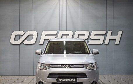 Mitsubishi Outlander III рестайлинг 3, 2013 год, 1 400 000 рублей, 3 фотография