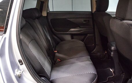 Mitsubishi Outlander III рестайлинг 3, 2013 год, 1 400 000 рублей, 7 фотография