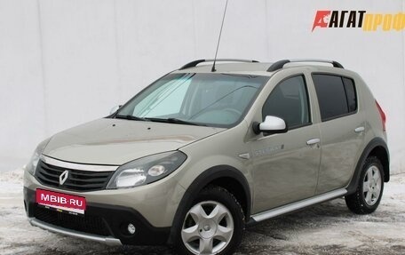 Renault Sandero I, 2014 год, 645 000 рублей, 1 фотография