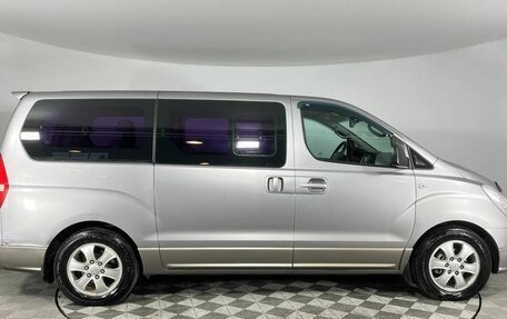 Hyundai Grand Starex Grand Starex I рестайлинг 2, 2012 год, 1 570 000 рублей, 3 фотография